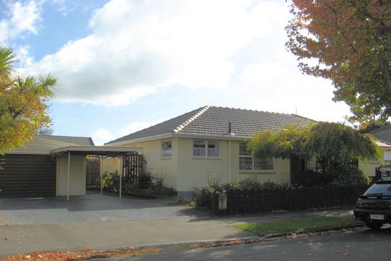 Photo of property in 1 Westmont Street, Ilam, Christchurch, 8041