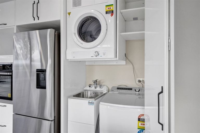 Photo of property in 58 Dixon Avenue, Hawera, 4610