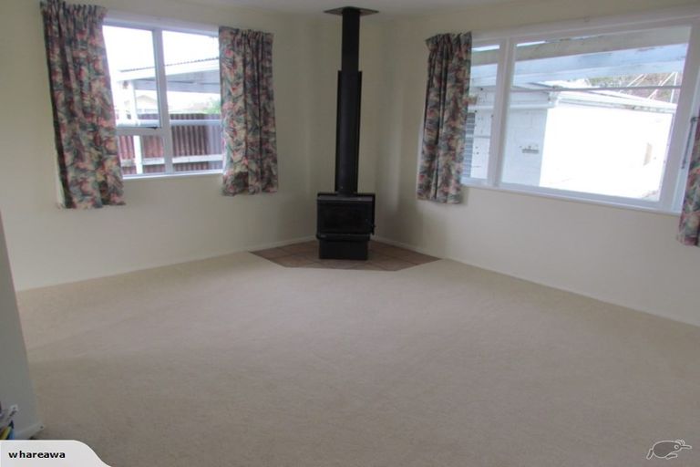 Photo of property in 64 Port Street West, Feilding, 4702