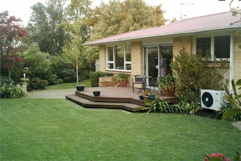 Photo of property in 20 Wolsey Place, Hillmorton, Christchurch, 8025