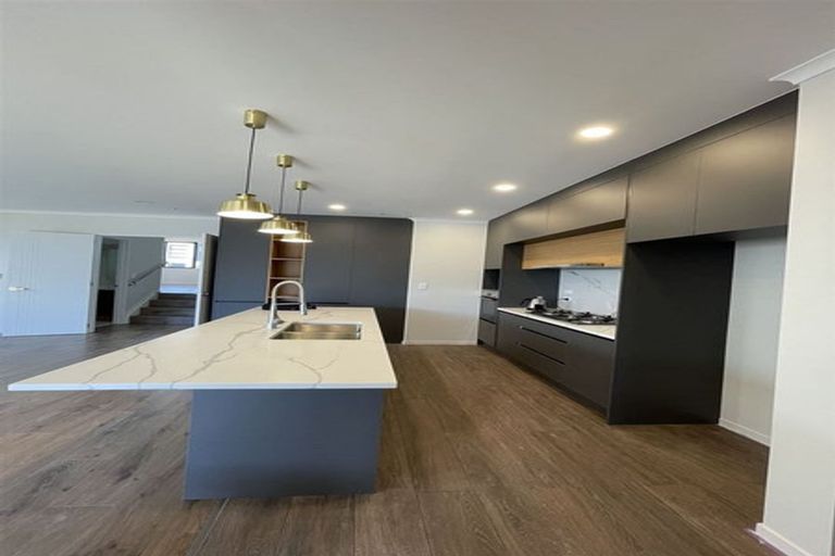 Photo of property in 7 Tiro Street, Flat Bush, Auckland, 2019