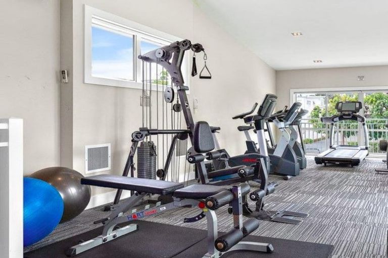 Photo of property in 16 Plantation Terrace, Orewa, 0931