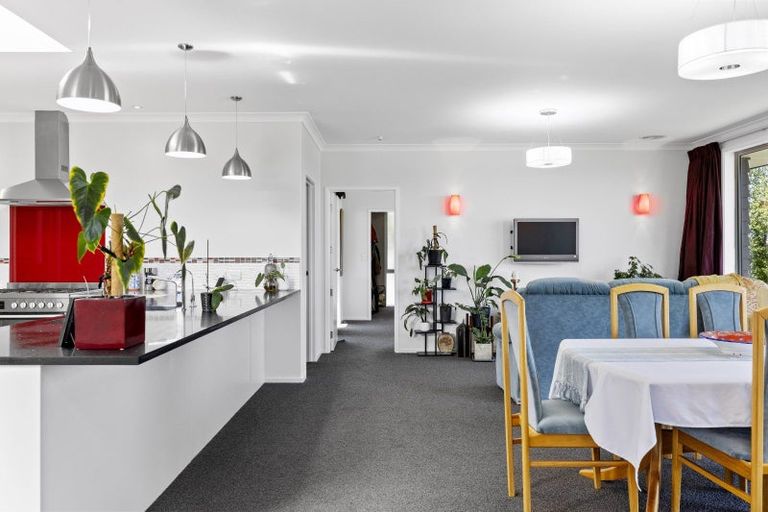 Photo of property in 7 Magnolia Rise, Waipahihi, Taupo, 3330