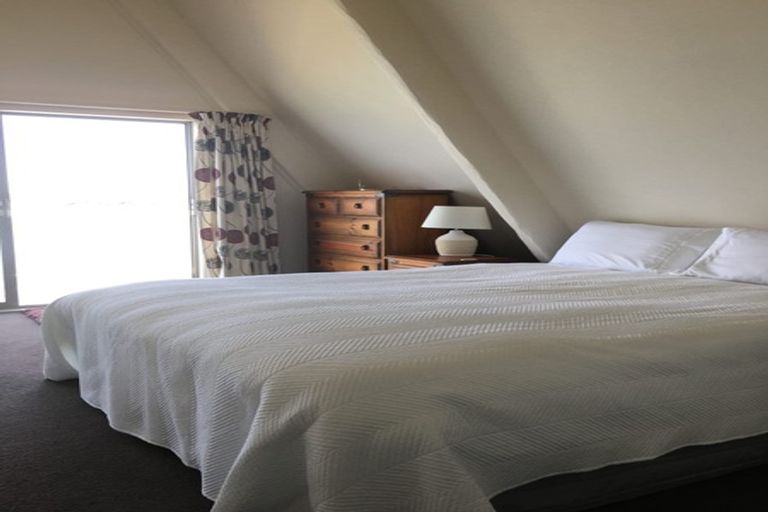 Photo of property in 473 Hibiscus Coast Highway, Orewa, 0931