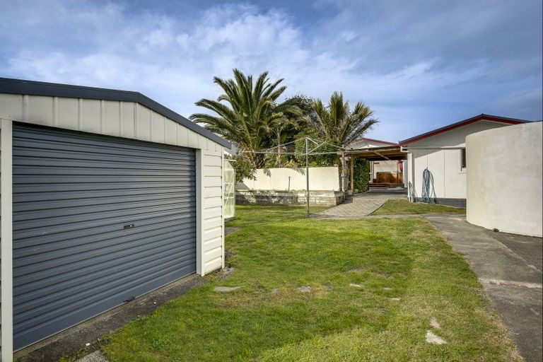 Photo of property in 109 North Shore Road, Eskdale, Napier, 4182