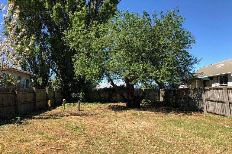 Photo of property in 104 Barbour Street, Waltham, Christchurch, 8011