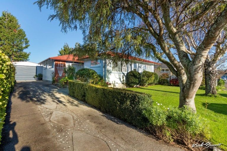 Photo of property in 64 Holdsworth Avenue, Trentham, Upper Hutt, 5018