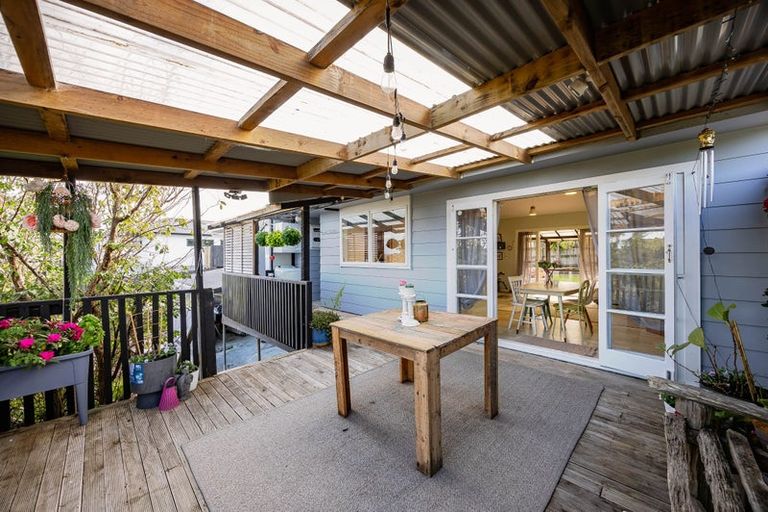 Photo of property in 33 Brigitte View, Snells Beach, 0920