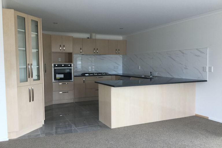 Photo of property in 48 Cyrus Street, Whalers Gate, New Plymouth, 4310