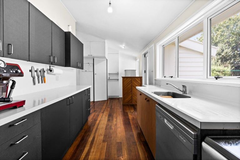 Photo of property in 4 Nash Street, Marewa, Napier, 4110