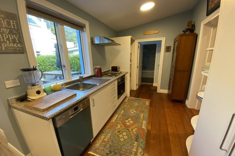 Photo of property in 387 Muritai Road, Eastbourne, Lower Hutt, 5013