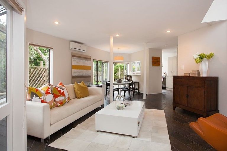 Photo of property in 22c Grand View Road, Remuera, Auckland, 1050