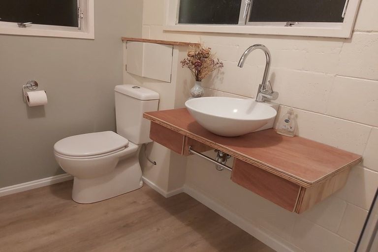 Photo of property in 15 Raewyn Street, Morningside, Whangarei, 0110