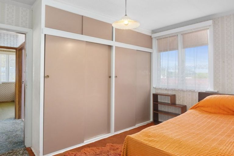 Photo of property in 172 Kaikorai Valley Road, Bradford, Dunedin, 9011