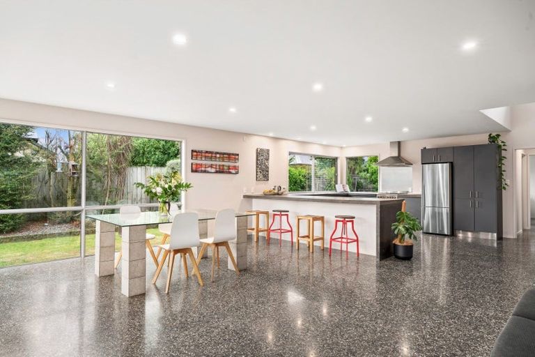 Photo of property in 3 Rere Road, Lake Hayes, Queenstown, 9304