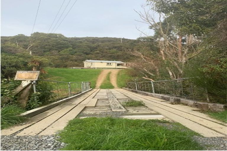 Photo of property in 1815 State Highway 2, Kaitoke, Upper Hutt, 5018