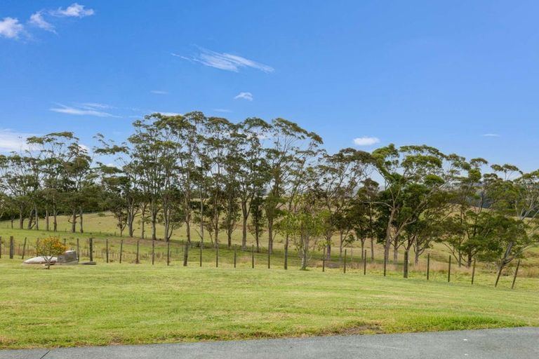 Photo of property in 667 Pahi Road, Pahi, Paparoa, 0571