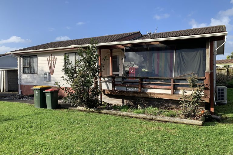 Photo of property in 1/10 Taitimu Drive, Weymouth, Auckland, 2103
