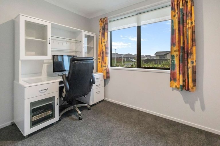 Photo of property in 6 Blacklock Road, Pyes Pa, Tauranga, 3112