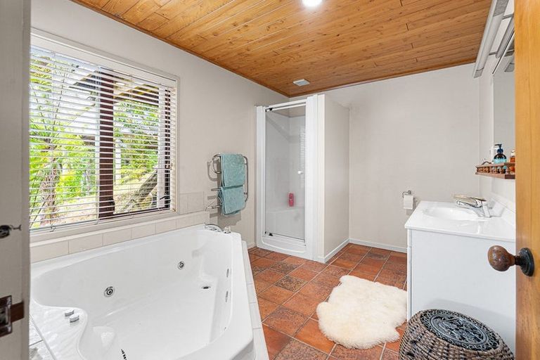 Photo of property in 20b Broadview Road, Opua, 0200