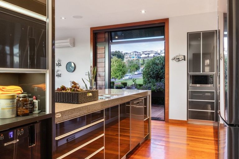 Photo of property in 2 Caldera Close, Pyes Pa, Tauranga, 3112