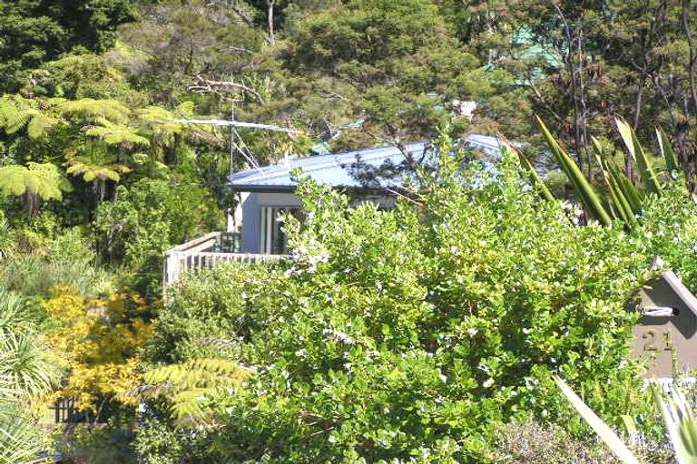 Photo of property in 26 Wilding Avenue, Northcote Point, Auckland, 0627