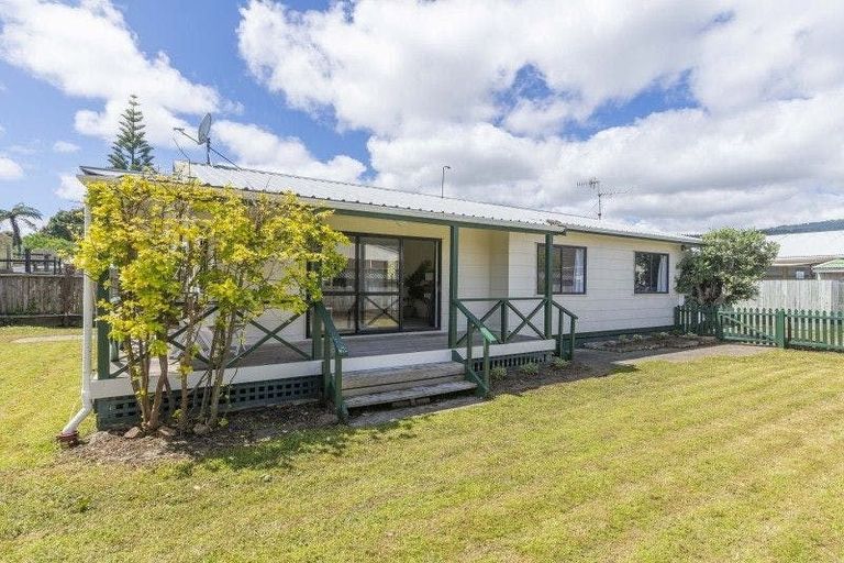 Photo of property in 7a Warrimoo Street, Paraparaumu, 5032