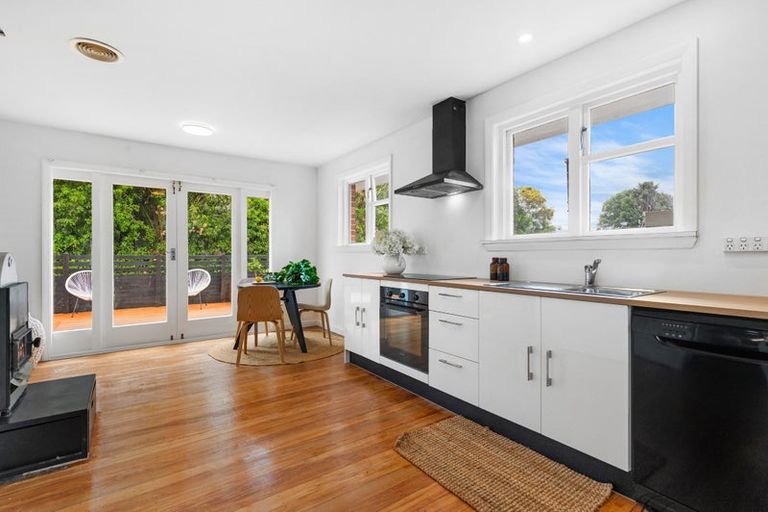 Photo of property in 24 Vagues Road, Northcote, Christchurch, 8052