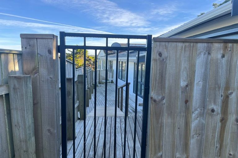 Photo of property in 2 Anzia Way, Johnsonville, Wellington, 6037
