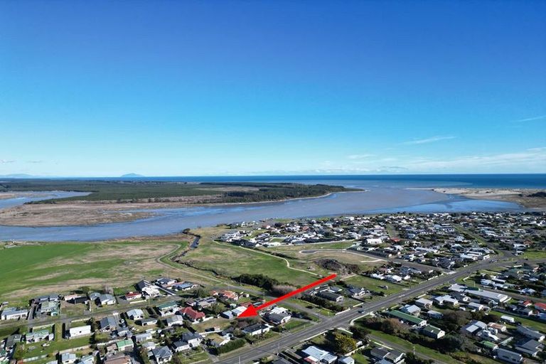 Photo of property in 40a Seabury Avenue, Foxton Beach, Foxton, 4815