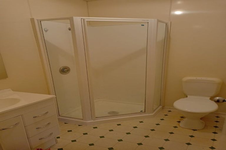 Photo of property in 12 Clifford Street, Dalmore, Dunedin, 9010