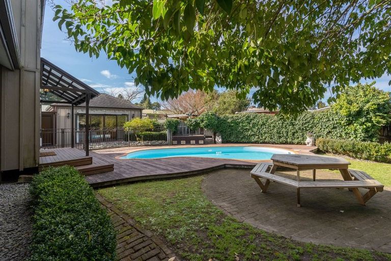 Photo of property in 92 Glen Lynne Avenue, Queenwood, Hamilton, 3210