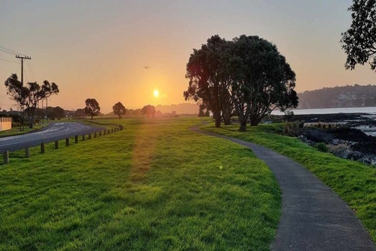 Photo of property in 117 Coronation Road, Hillcrest, Auckland, 0627