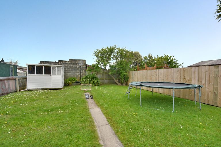 Photo of property in 14 Crest Street, Tainui, Dunedin, 9013