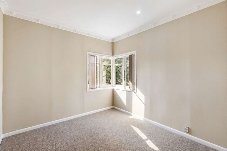 Photo of property in 79c Russell Road, Manurewa, Auckland, 2102