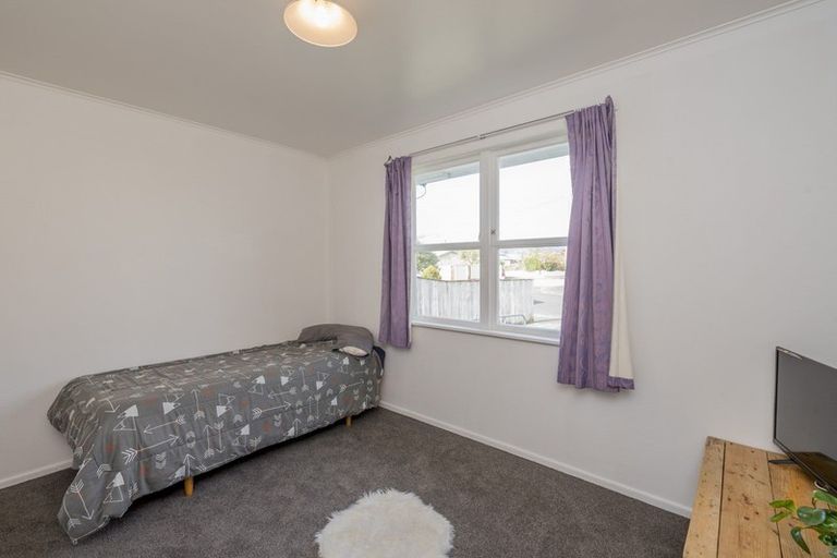 Photo of property in 27 Parsons Avenue, Levin, 5510