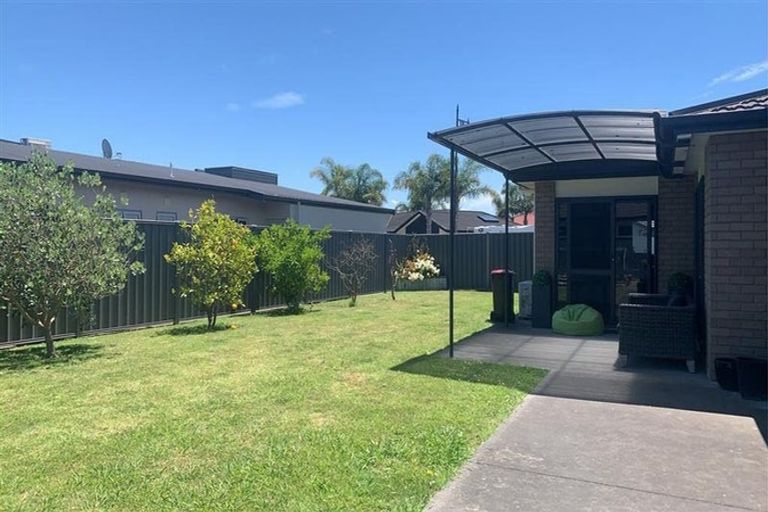 Photo of property in 6 Lindis Place, Poraiti, Napier, 4112