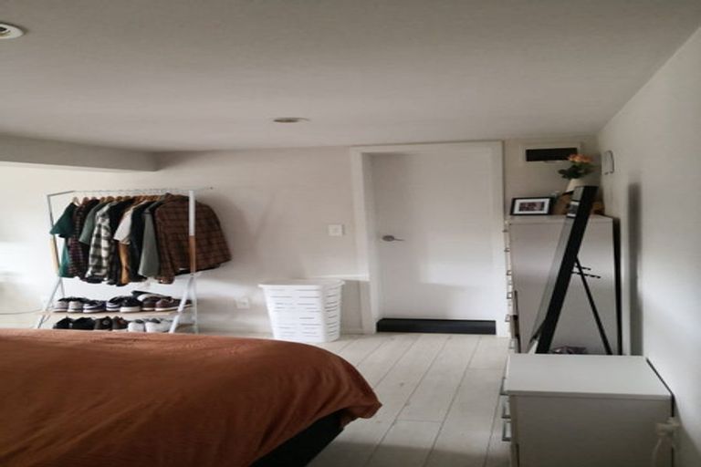 Photo of property in 1/49 Galaxy Drive, Mairangi Bay, Auckland, 0630