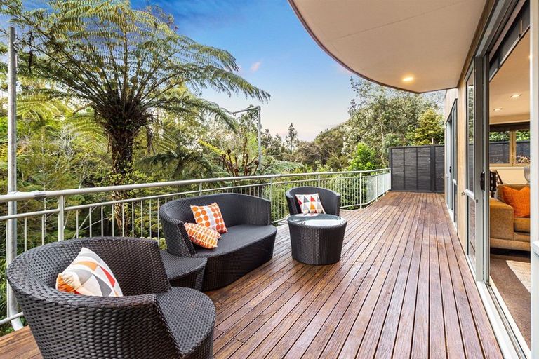 Photo of property in 103 Takahe Road, Titirangi, Auckland, 0604