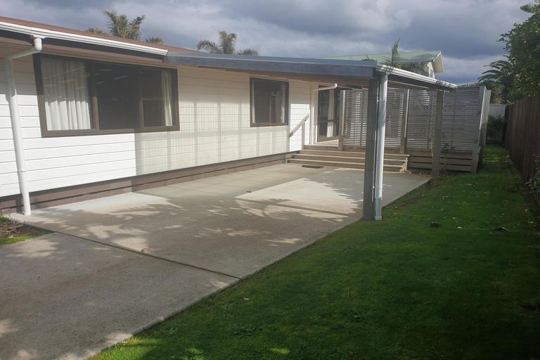 Photo of property in 42 Seaforth Road, Waihi Beach, 3611