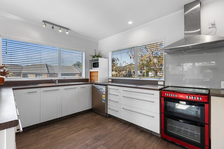 Photo of property in 6 Fairview Place, Te Puke, 3119