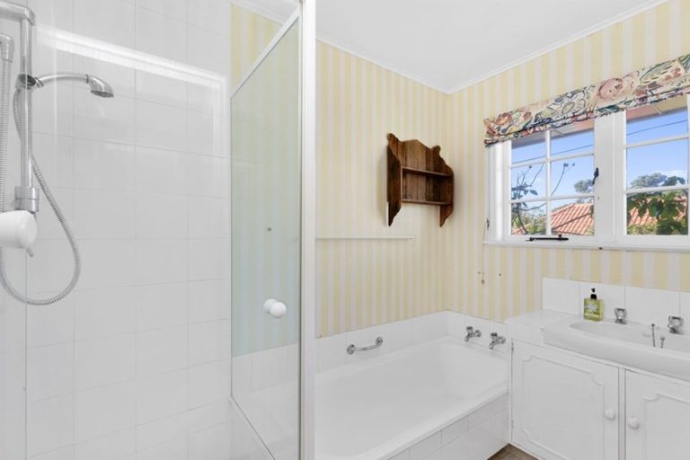 Photo of property in 56a Clark Street, Khandallah, Wellington, 6035