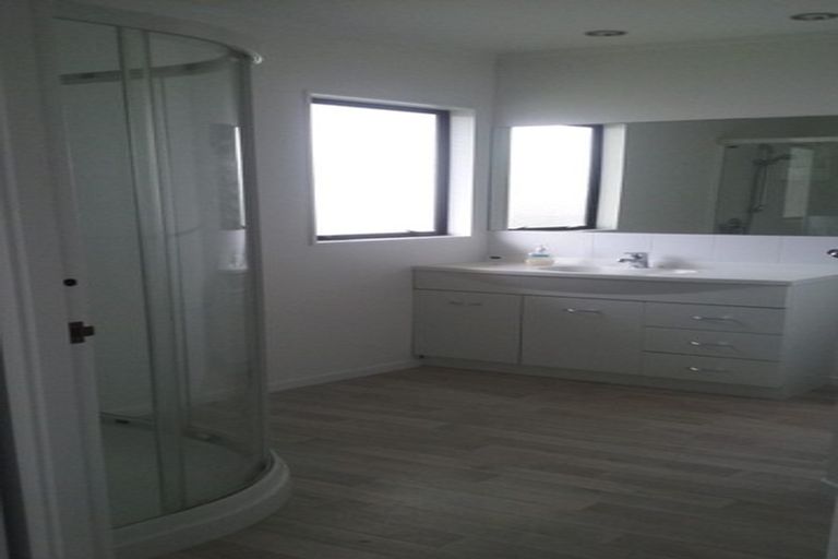 Photo of property in 10 Dixon Road, Fitzroy, Hamilton, 3206