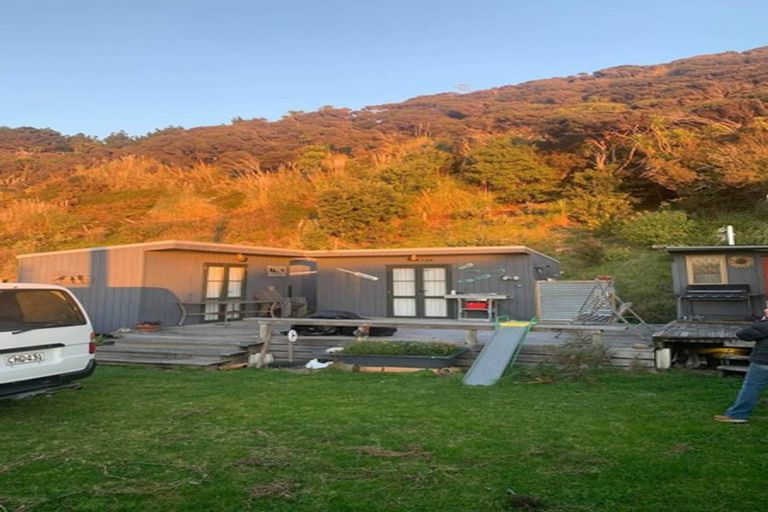 Photo of property in 157 Maunsell Road, Port Waikato, Tuakau, 2695