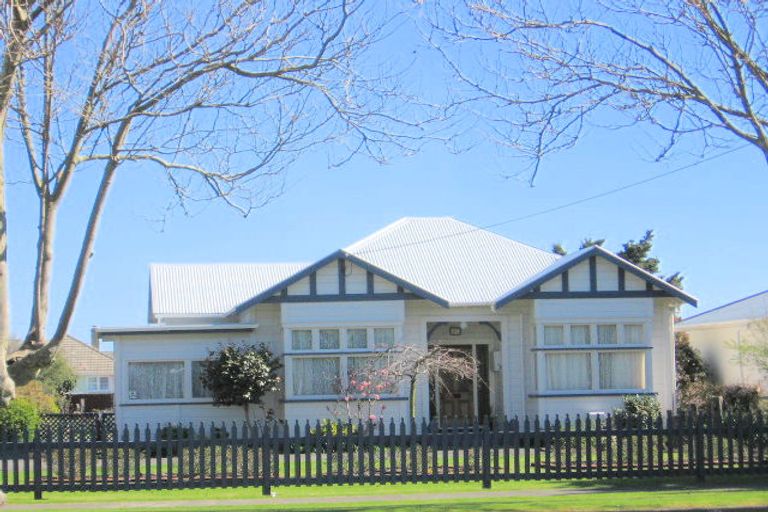 Photo of property in 27 Park Street, Foxton, 4814