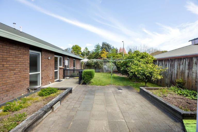 Photo of property in 38 Ashley Street, St Andrews, Hamilton, 3200