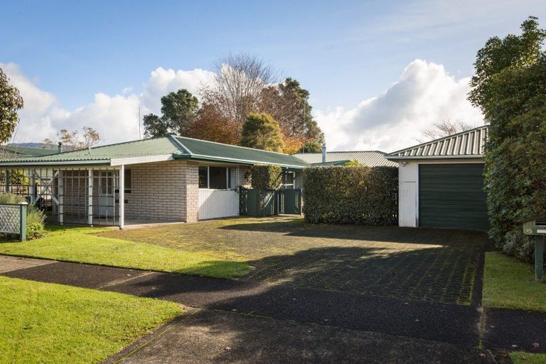 Photo of property in 15 Francis Drive, Katikati, 3129