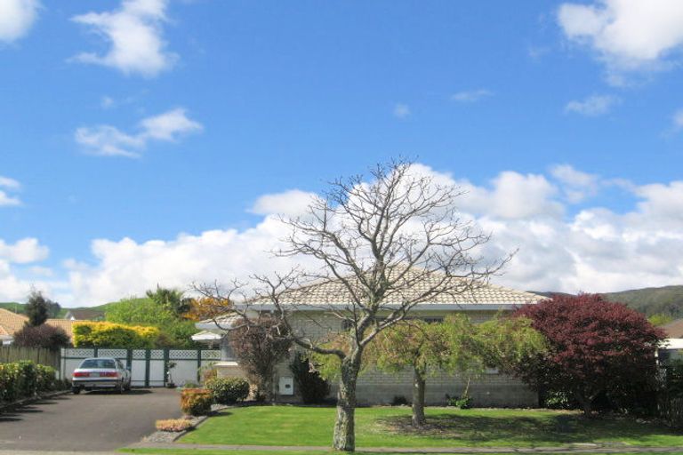 Photo of property in 17 Warwick Drive, Lynmore, Rotorua, 3010