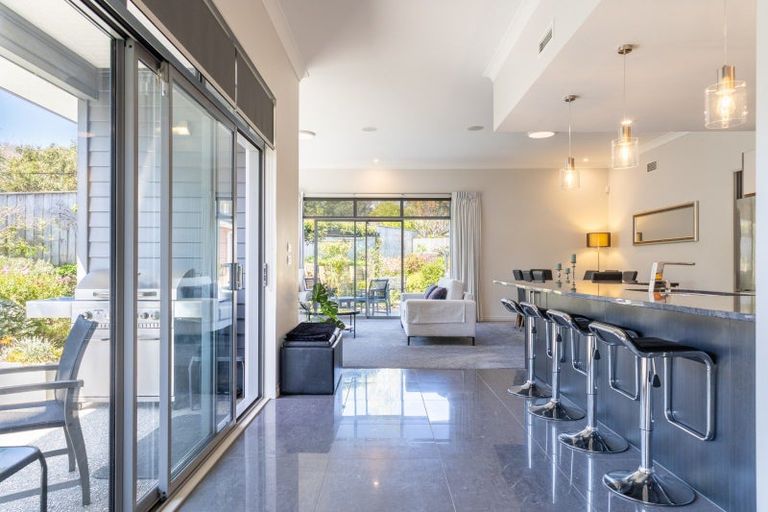 Photo of property in 3 Roydon Lane, Paraparaumu, 5032