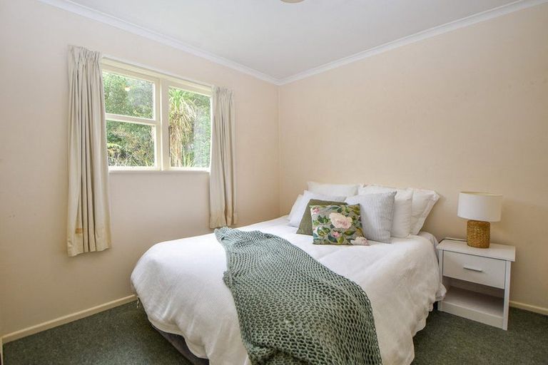 Photo of property in 24 Moreton Road, Carterton, 5713